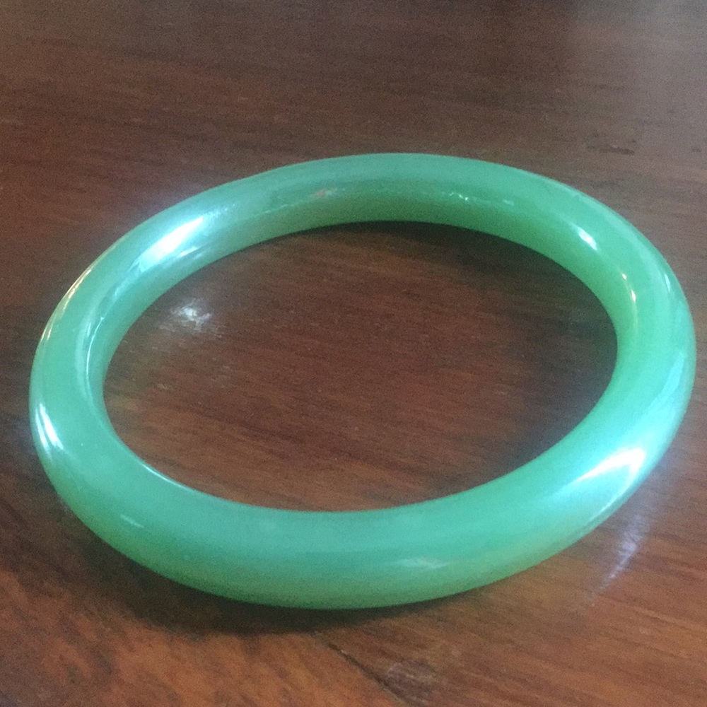 Jade Fashion Bracelet